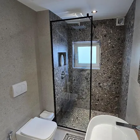 Dami Appartement Tirana